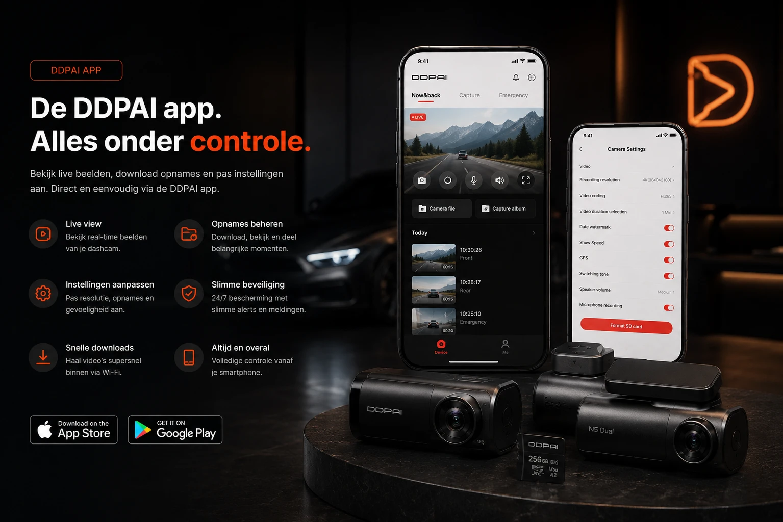 DDPAI-app op twee smartphones naast drie dashcams